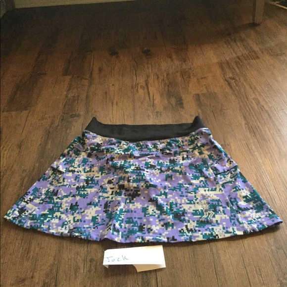 Running Skorts - Picture 1 of 4